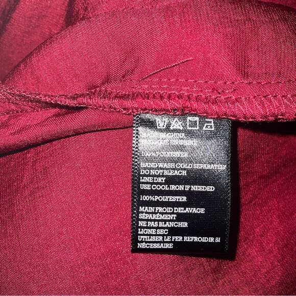 Urban Outfitters Maroon Off Shoulders Ruffle Accent Top M Casual Fall Classic - Picture 6 of 7